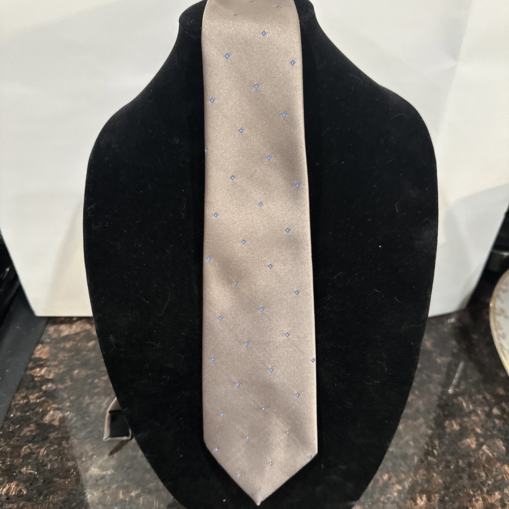 Vintage Wembley‎ Mens Tan Blue Abstract Leatherback Satins Necktie Tie USA Made